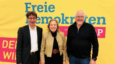 Die Spitzenkandidaten der FDP Darmstadt-Dieburg zur Kreistagswahl 2026 — v.l.n.r.: Prof. Dr. Ingo Jeromin, Dr. Margarete Sauer, Willi Muth